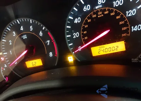 2010 Toyota Corolla S z USA, uszkodzony, nr VIN 2T1BU4EE3AC479157